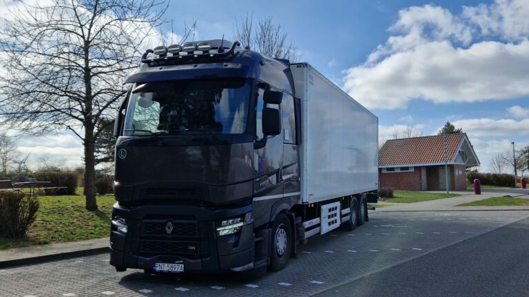 WhatsApp Image 2025-04-26 at 00.13.12 (1)