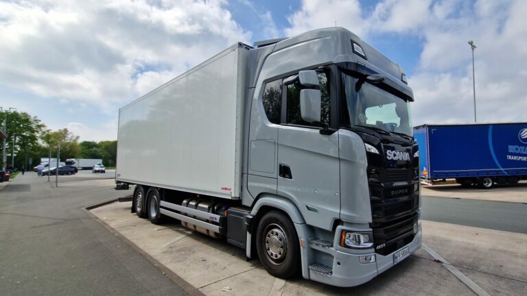 WhatsApp Image 2025-04-26 at 11.23.20 (1)